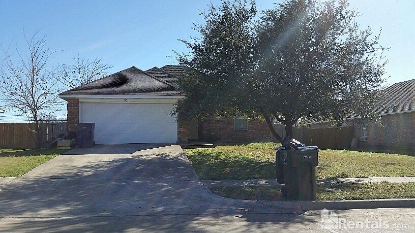 1st image of 906 High Meadow Dr