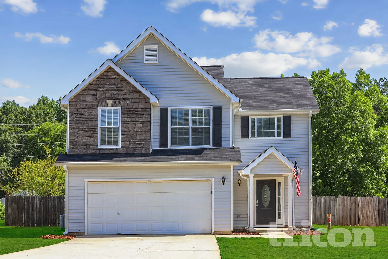 105 River View Ct photo 1