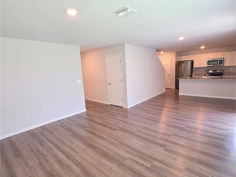 1604 Marble St — Photo 7