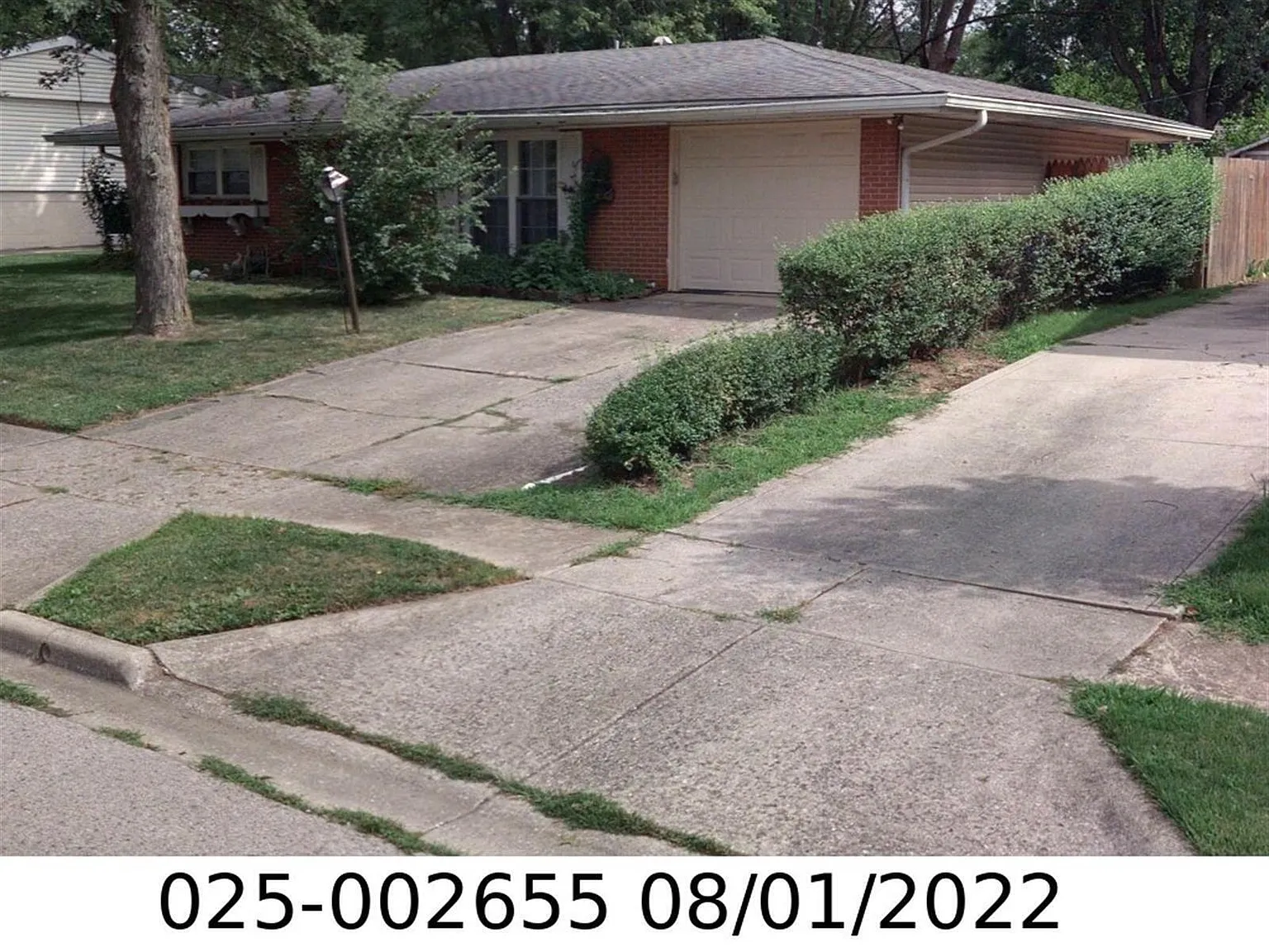 284 Regents Rd photo 1