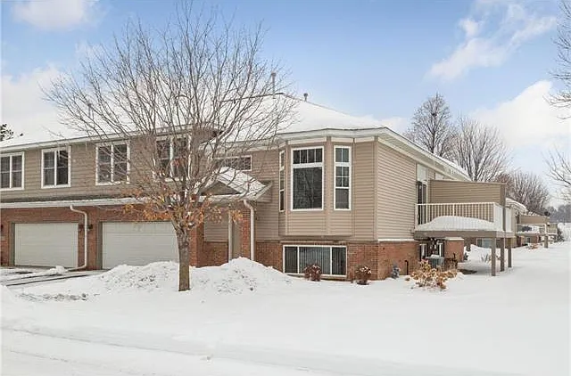 20079 Holt Ave — Photo 1