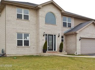 5207 Northwind Dr, Richton Park, IL 60471