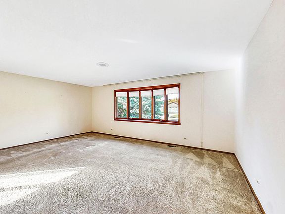 4th image of 113 S Knollwood Dr