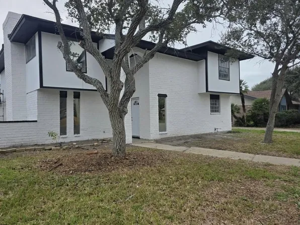 932 Waterview St, Portland, TX 78374