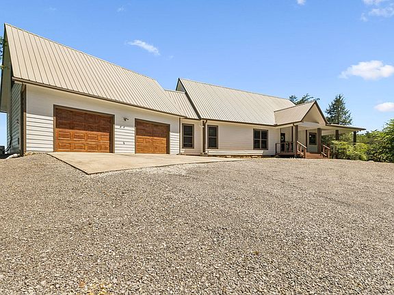 4th image of 109 Windridge Ln S