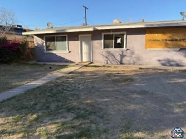 941 E 1st St, Calexico, CA 92231