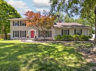 126 Larkspur Ln, Sikeston, MO 63801