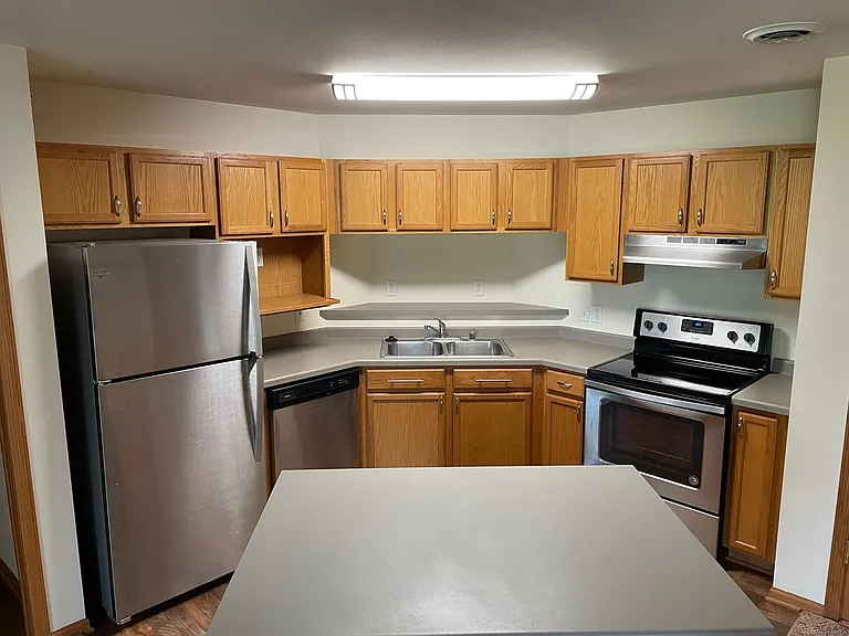 Door Creek Apartments — Photo 2