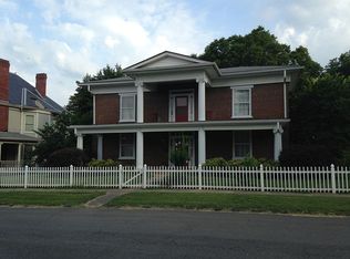313 E 3rd North St, Morristown, TN 37814