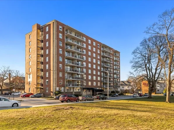 80 Salisbury St Unit 401, Worcester, MA 01609