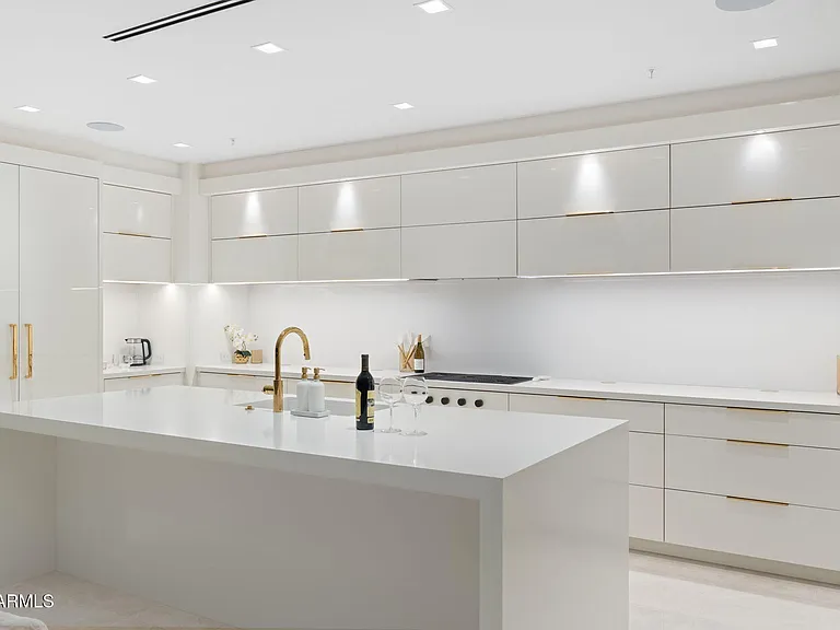 6587 N Palmeraie Blvd #2015 — Photo 124