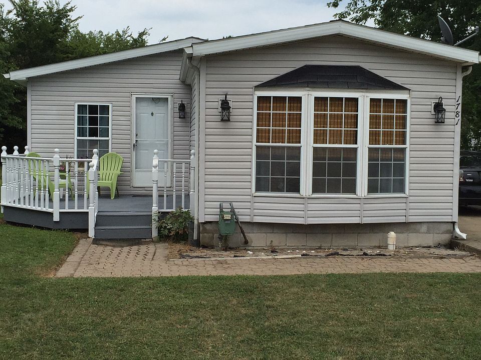 1st image of 1781 S Bay Dr