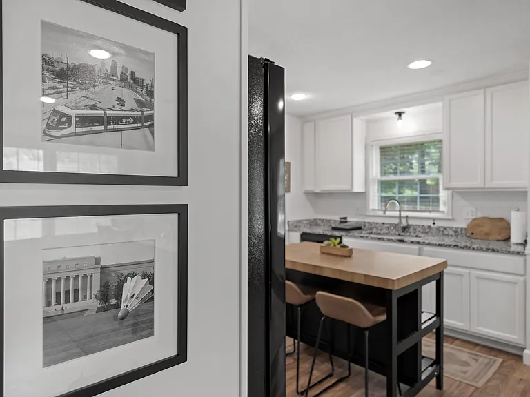 3601 Bridge Manor Dr — Photo 10