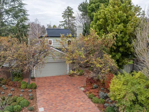 721 Christine Dr, Palo Alto, CA 94303