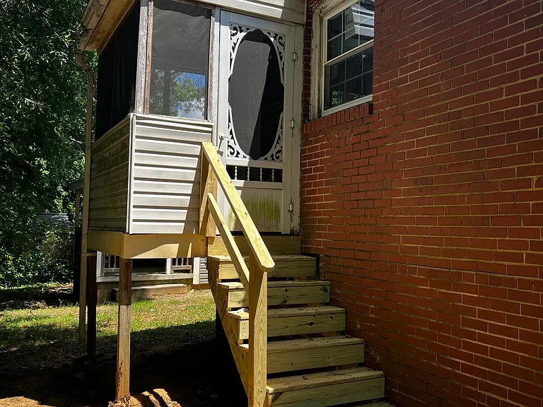 1407 Fitch St — Photo 7