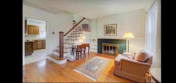 5th image of 621 Pearl Ave
