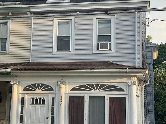 2nd image of 822 Columbus Rd