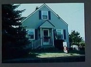 18 Isbestor St, Albany, NY 12205