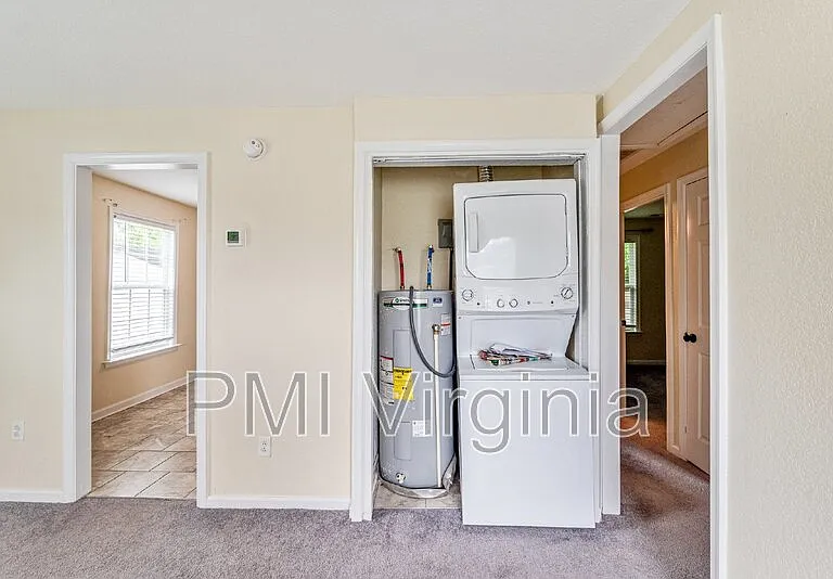 68 Carver Cir — Photo 8