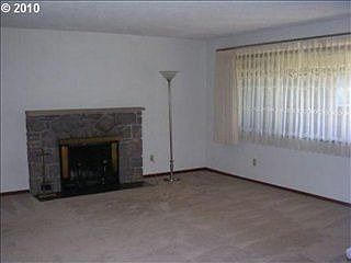 4th image of 13816 NE 76th St