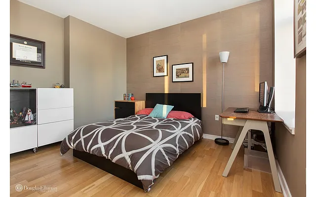 Rented by Douglas Elliman | media 32