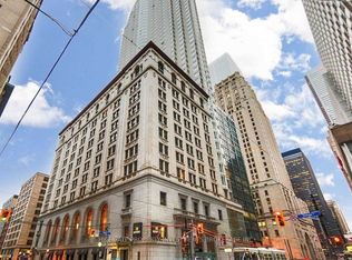 1 King St W #2005, Toronto, ON M5H 1A1