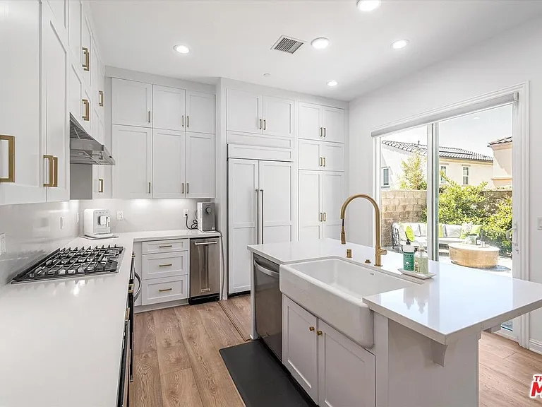 20646 W Chestnut Cir — Photo 10