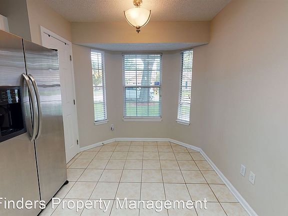 5th image of 1730 Chandelier Cir E
