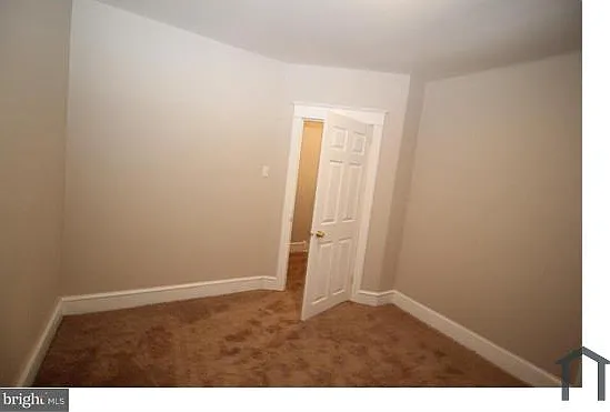 5220 Euclid St — Photo 14
