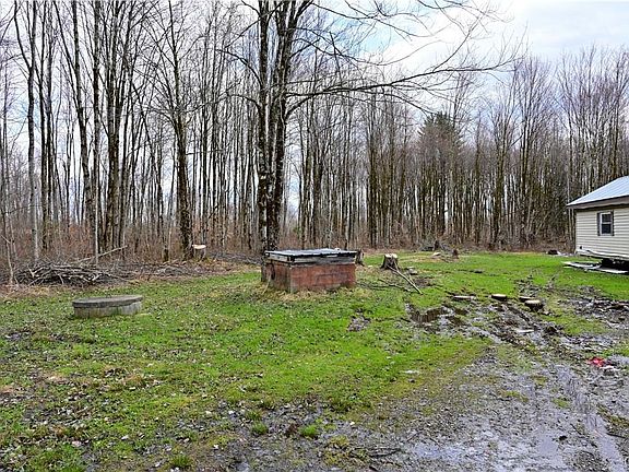 3rd image of 4980 Streun Rd