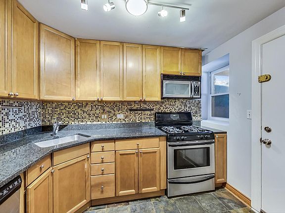 5th image of 5060 N Winthrop Ave APT 1