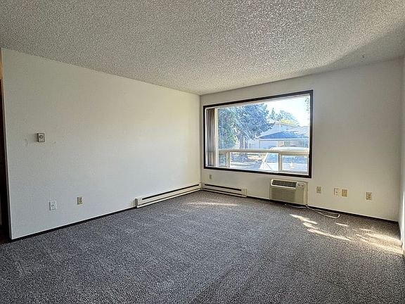 3rd image of 1204 N B St #B