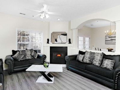 4243 Orchard Grv, Stone Mountain, GA, 30083