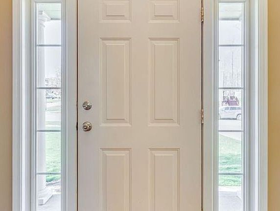 3rd image of 9159 Ashcroft Ln