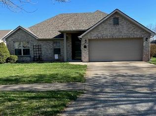 3017 Town Branch Rd, Lexington, KY 40511