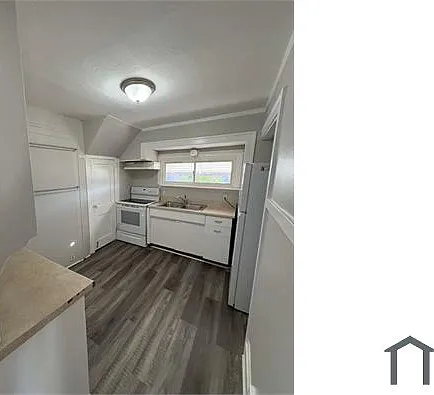 29007 Foxboro St — Photo 7