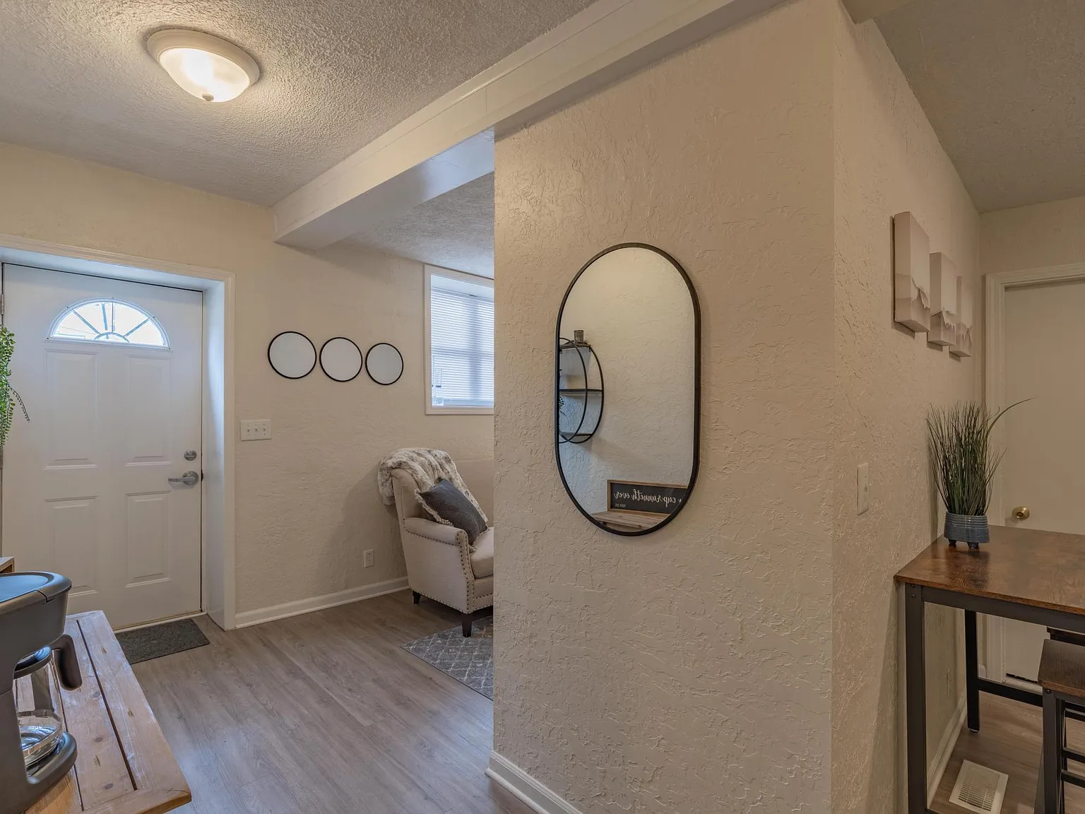 1 bed, 500 sqft, $1,750 — Photo 2