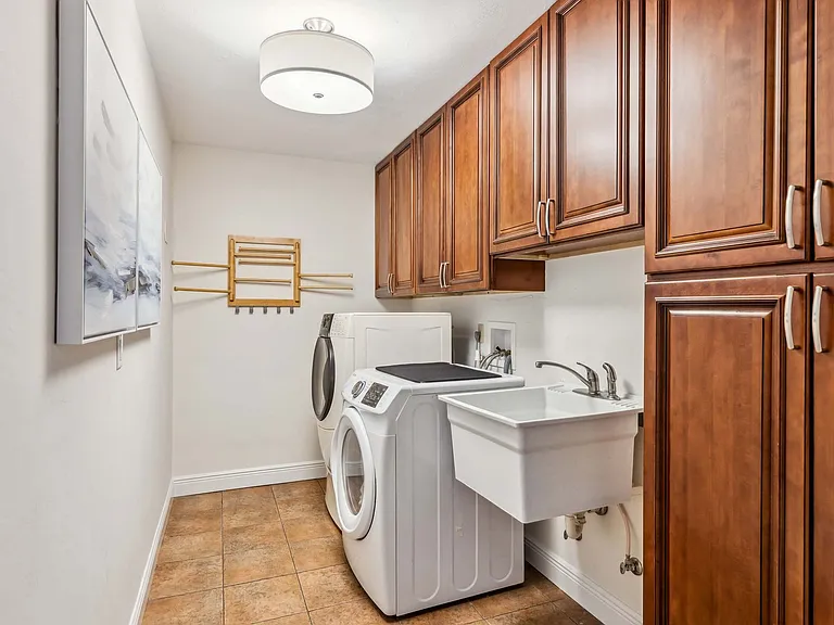 Laundry Room Cabinet