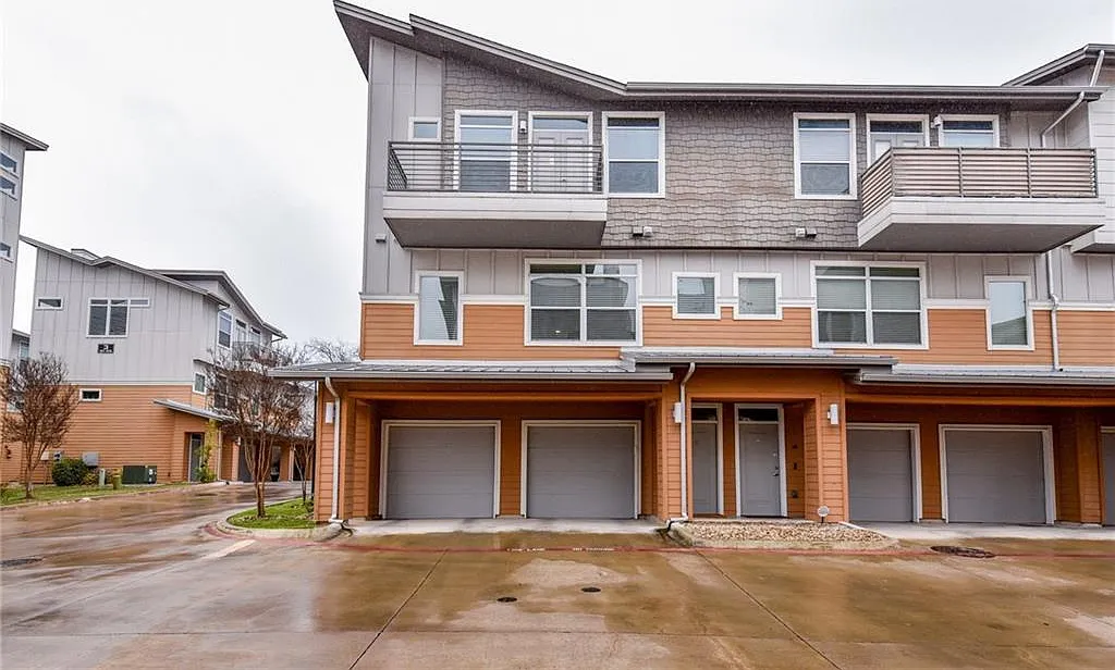 2606 Wilson Street Unit - 705 — Photo 1