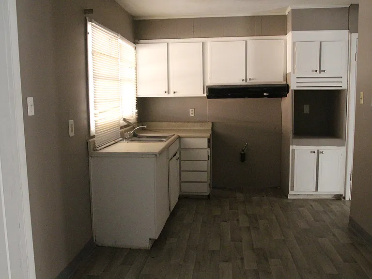 2105 Evergreen Dr — Photo 6