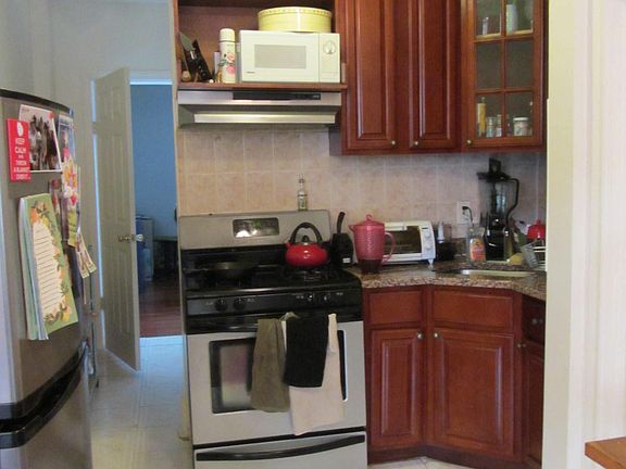 3rd image of 35-13 24th Ave