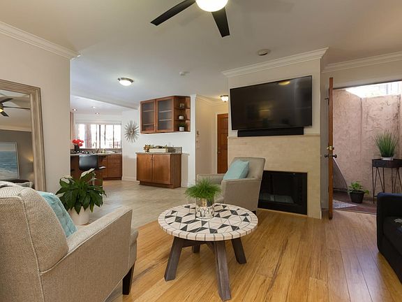 2nd image of 3765 Boundary St Unit 1