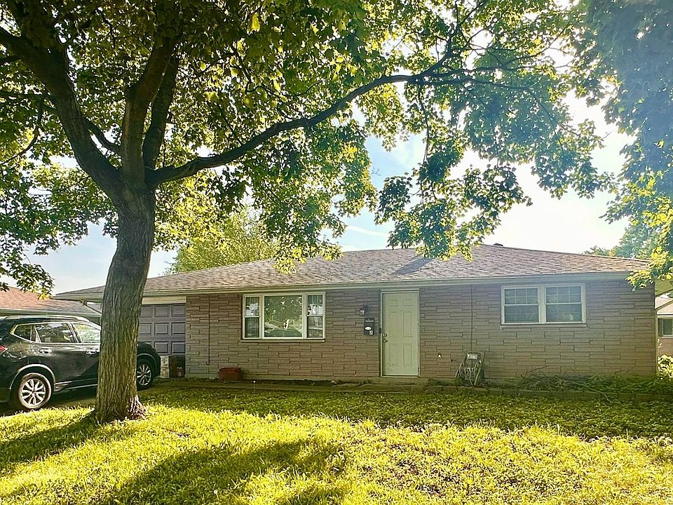 1st image of 2 Savoy Ave