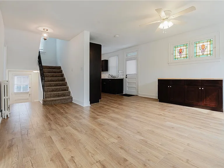 511 Woodbourne Ave — Photo 6