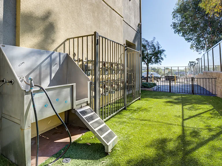 Solterra Ecoluxury Apartments — Photo 43
