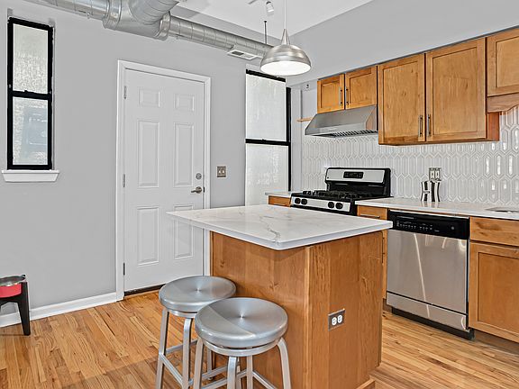 4th image of 5359 N Kenmore Ave APT 3A