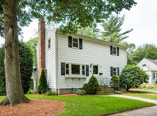 84 Oak St, Needham, MA 02492