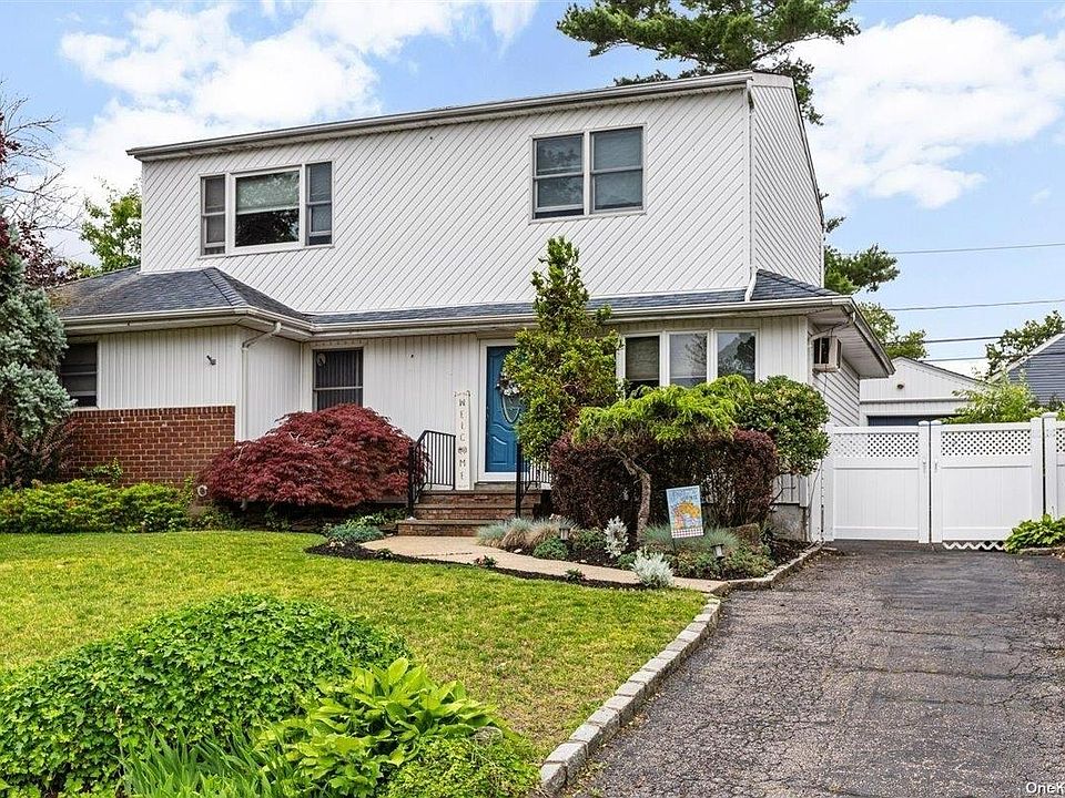 1st image of 842 Mayer Drive