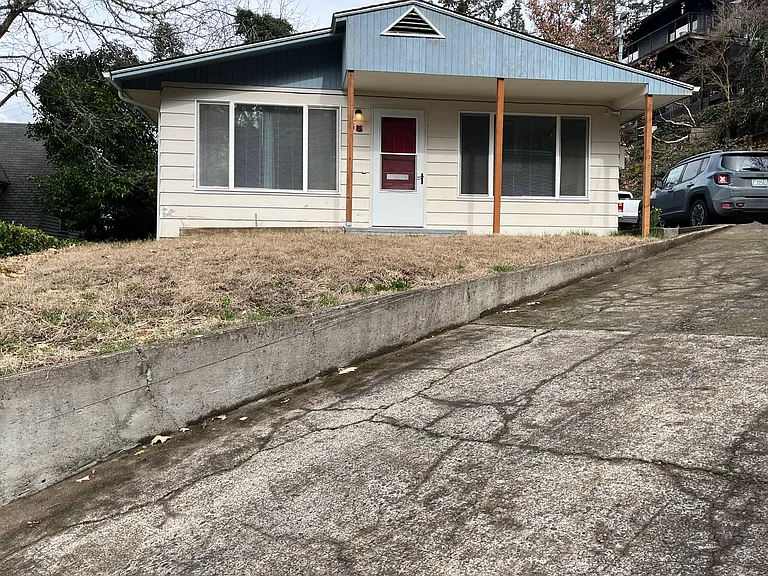 55 Sunset Dr — Photo 5