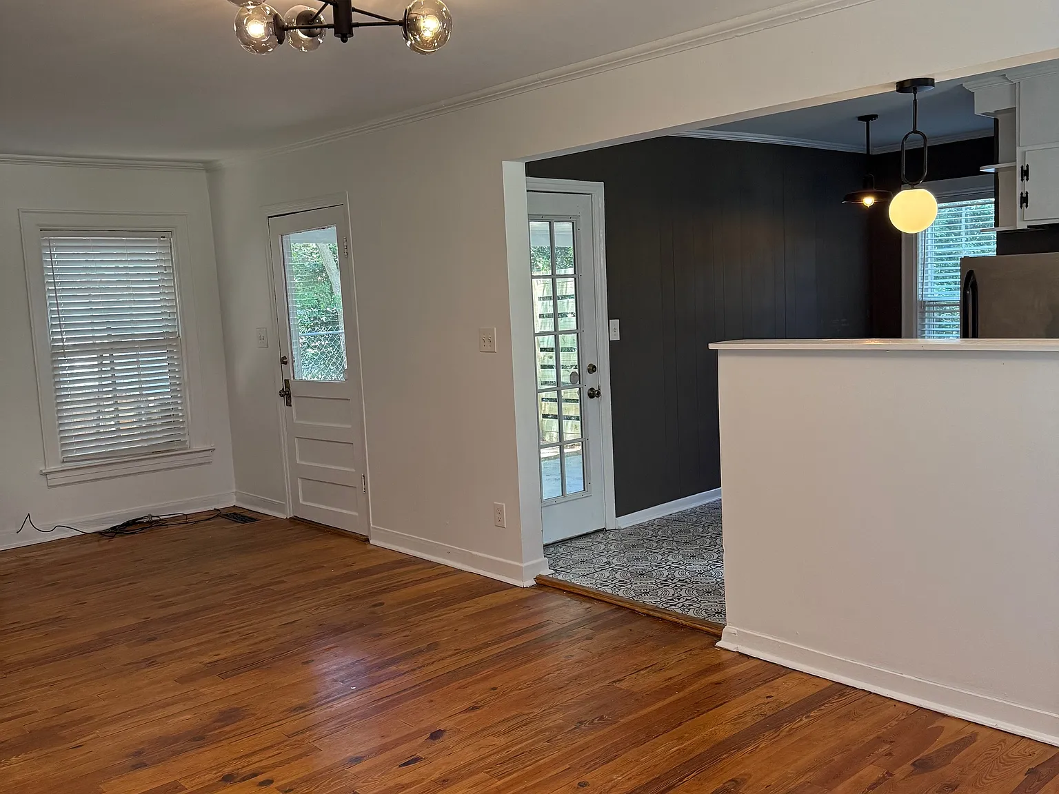 2 bed, 910 sqft, $1,500 — Photo 4